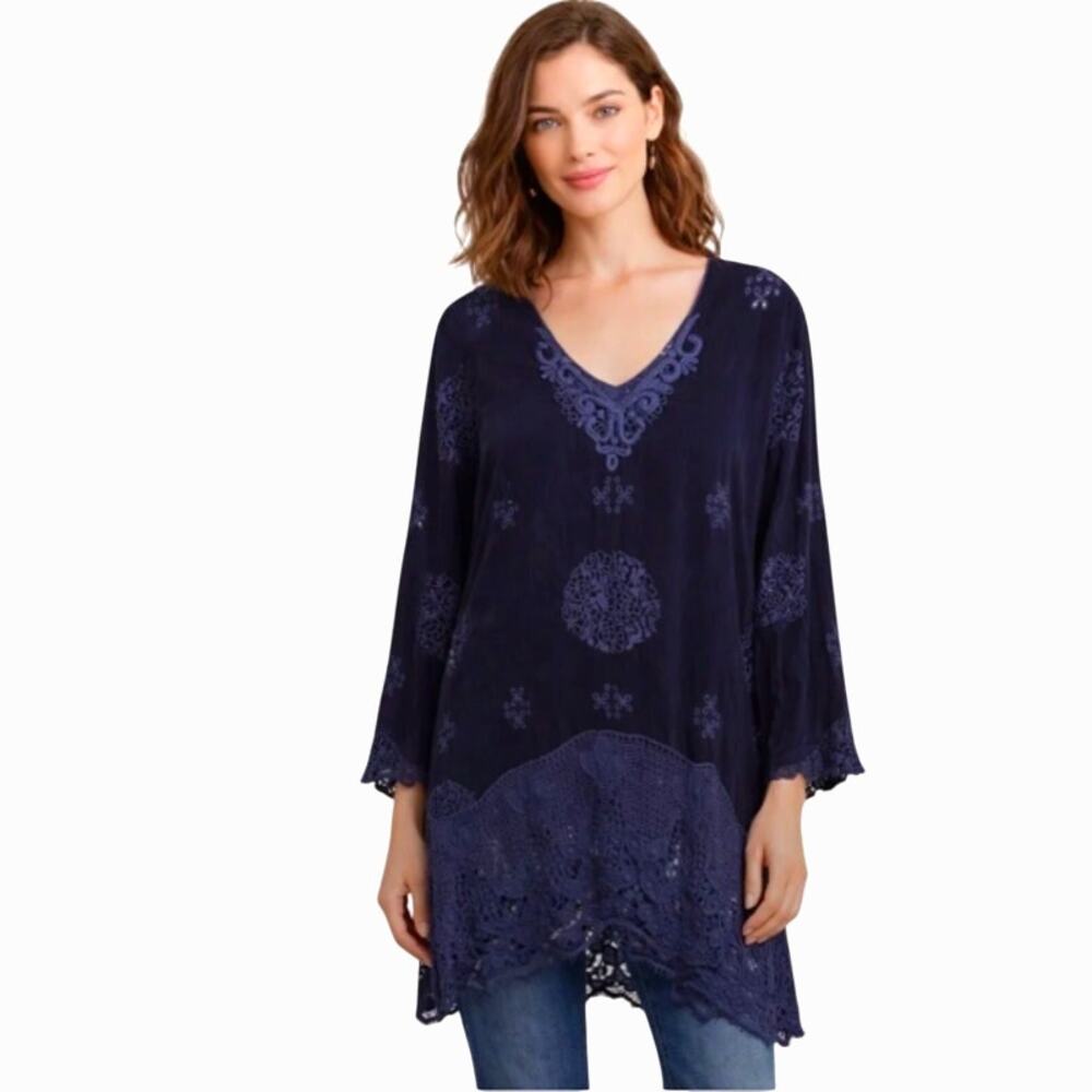 Johnny Was Navy tunic with embroidery and scalloped floral Venice lace hem sz M
